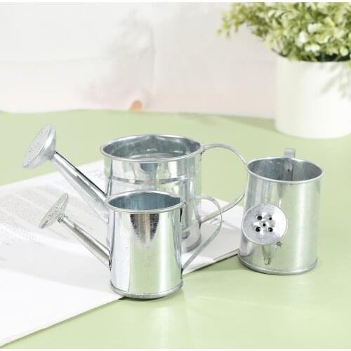 1pcs 1/12 Dollhouse Miniature Metal Watering Can Model Dollhouse Decoration Accessories