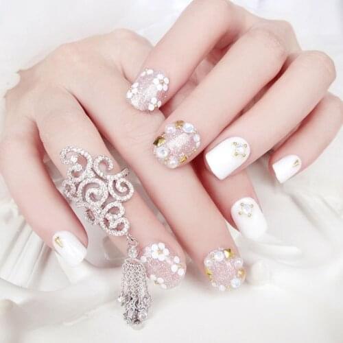 New Fashion Beautiful Bride Rhinestone Pearl Embellishment Decorative Fake Nail Patch DIY Nail Art Jewelry Accessories