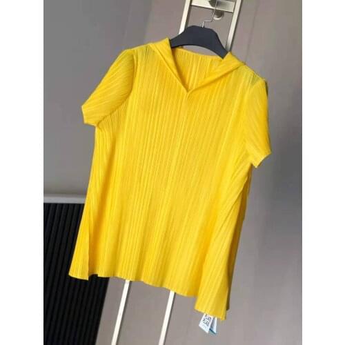 Kelana Women's Tops & T-Shirts