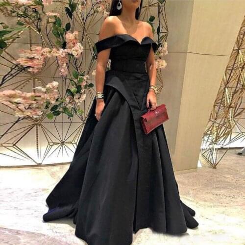 2020 A-Line Prom Dresses with Off Shoulder V Neck Sleeveless Floor Length Simple Elegant Party Evening Dress Robe de soiree