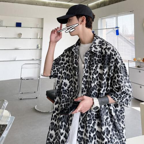 2021 Mens Loose Leopard Printing Long Sleeve Baggy Silk Shirt Vintage Clothes Fashion Streetwear Lapel Collar Shirts Size M-XL