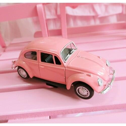 Pink Beetle Car Diecast Pull Back Car Model Toy Metal Lovely Girls Desk Decor Cute Figurines For Kids Gift