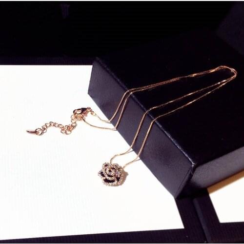 Beautiful Rhinestone Camellia Pendant Necklace For Women Fashion Best Crystal Choker Necklace Female Jewelry Gifts