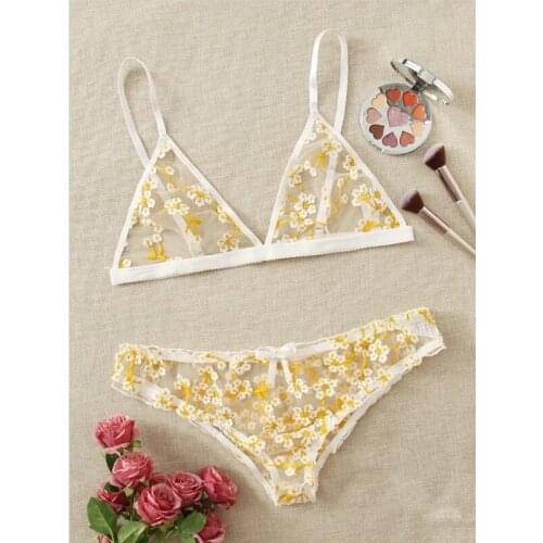 New style sexy lingerie womens sexy bra girl cute style comfortable lace bra beautiful underwear set