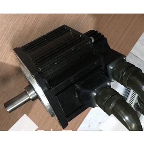 GYG851BC2-T2E SERVO MOTOR , used in good condition . 80% appearance new , good working , free shipping