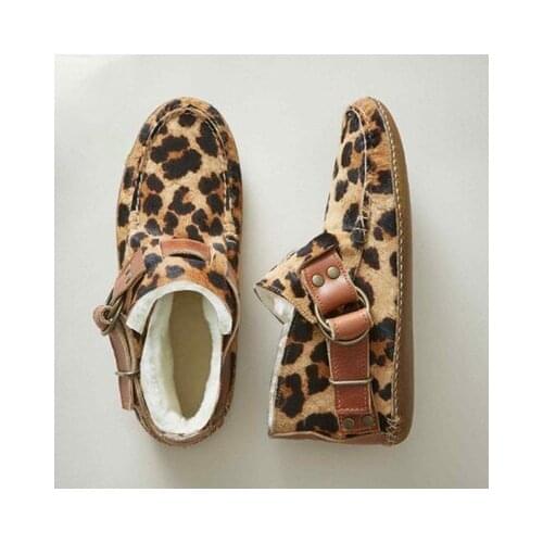 Womens boots autumn and winter flat bottom Martin boots sleeve leather buckle plus velvet warm womens short boots all-match