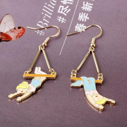 Dongsheng Fashion Cartoon Swing Drop Earrings Funny Cute Blue Pink Cloth Yellow Hair Enamel for Boy Girls Best Friend Gift