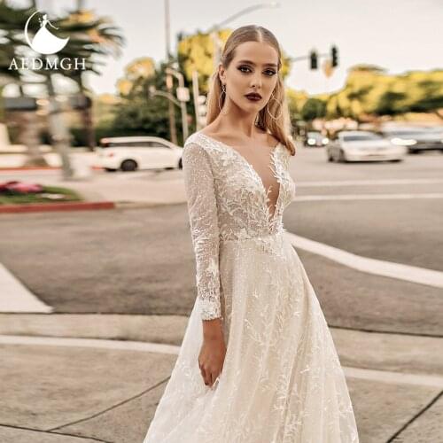 Aedmgh Luxury Wedding Dresses 2021 V-Neck Long Sleeve Court Train Vestido De Novia Lace Appliques Illusion Shiny Robe De Mariee