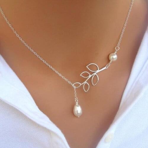 Fashion Leaves Short Necklace Pearl Clavicle Chain Charm Jewelery Drop Shipping