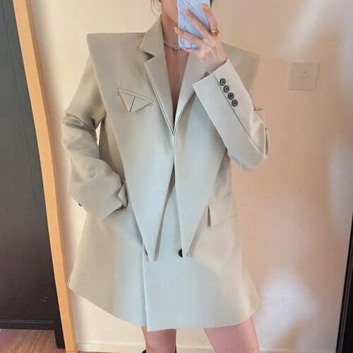 Niche style black white solid color double breasted double collar short suit coat office lady fashion women suit outfit tops