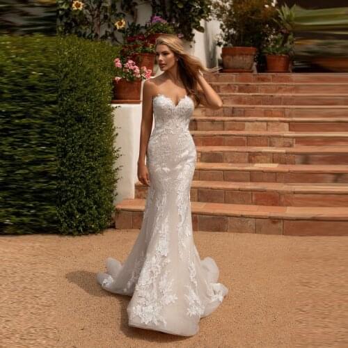 New Arrival Elegant Mermaid Lace Wedding Gowns for Bride Sweetheart Sleeveless Bridal Wedding Dresses Back Out Appliqued Slim