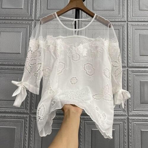 She is really different! Womens white lace embroidery short mulberry silk lace silk shirt mulberry silk top Women Silk Blouse