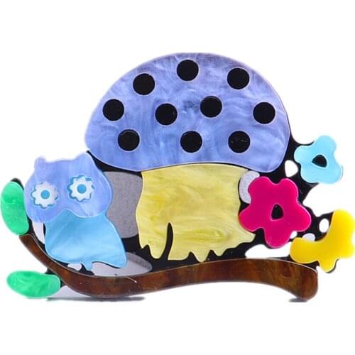 Fashion Lovely Acrylic Snail With Mushroom Brooch Pins For Women Cartoon New Design Brooch Badge Lapel Pins Party Jewelry Gifts