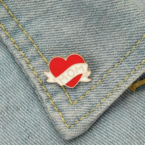Sweety Gifts For Mother Red Heart MOM Enemal Brooches Pins Jewelry For Women