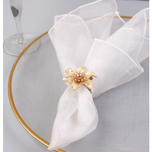 12pcs New wedding pearl simple flower napkin buckle high-end dark gold tissue ring six petal flower napkin ring