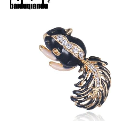 Baiduqiandu Brand New Arrival Gold Color Black Enameled Squirrel Bijoux Jewelry Animal Brooches for Women