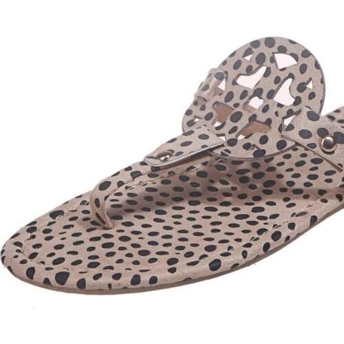 2021 New Womens Shoes Fashion Casual Leopard Print PU Flip Flops Love Hollow Flat Bottom Comfortable Summer Sandals 143