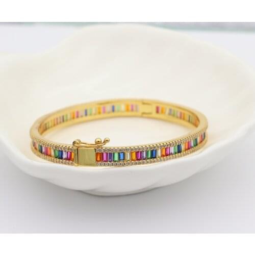 Luxury Bohemian Cuff Bracelet Clip-on Buckle Rainbow CZ Stone Bangles For Women Fashion Jewelry Charm Jewelry Accessories