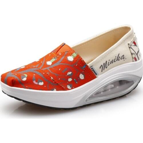 Women Shoes Fashion Comfortable Sports Sneakers Female Flats Trend Breathable Casual Canvas Shallow Shoes Womens Sneakers 2020