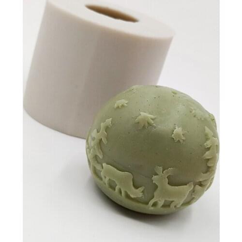Minsunbak Christmas Series Handmade Soap Mold Elk Christmas Tree Pattern Aromatherapy Candle Silicone Mold