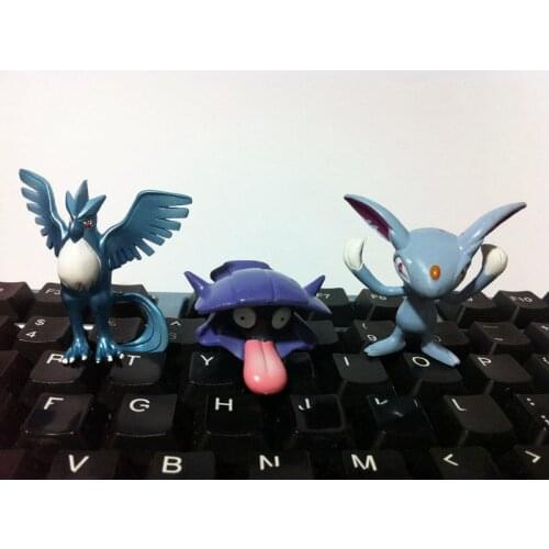 TAKARA TOMY Genuine Pokemon Dark Type and Ice Type Sneasel Cute Action Figure Model Toys
