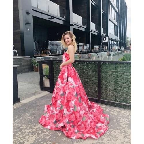 Elegant Long Strapless Floral Evening Dresses with Pockets Corset Back Court Train Robes De Mariée Party Gowns For Women