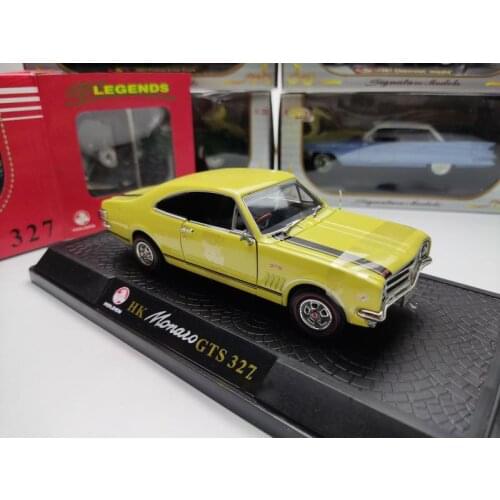 Diecast 1:32 Series Classic Car Four-door Alloy Collection Model Metal Decoration Souvenir Ornaments Display Vehicle Toy Gift