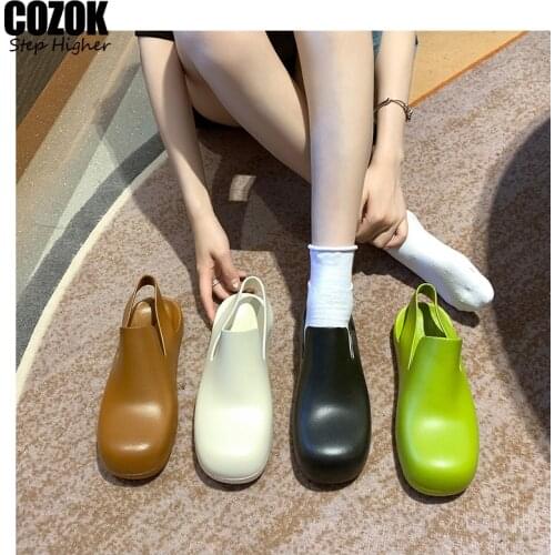 2021 Summer Fashion Female Sandals Waterproof Outdoor Shoes Ladies Casual Round Toe Mule Shoes Back Strap Flat Heel Rain Shoes