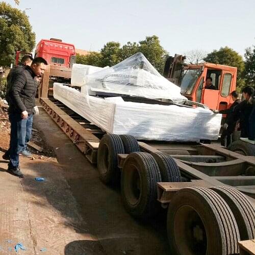 Iron Aluminum Copper Carbon Stainless Steel Metal 1500x3000mm fiber laser cutting machine price