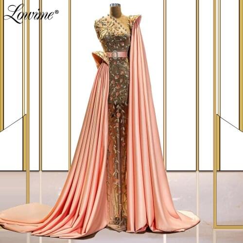 Muslim Evening Dresses Single Long Sleeve Dubai Turkish Arabic Evening Gowns Beaded Celebrity Dress 2021 Crystals Party Dress