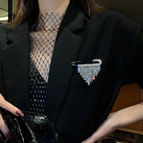 Fashion Crystal Rhinestone Tassel Shiny Brooches Pins For Women Sweater Coat Decorations Wedding Bridal Party Brooch Accessories