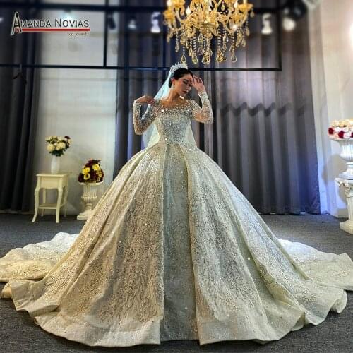 Stunning New wedding gown 2021 heavy beading wedding dresses