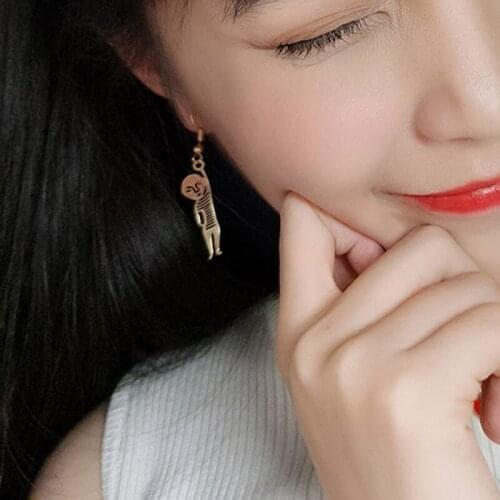 Handmade lonely villain Earrings Funny Unique Hollow Small Metal Abstract Earrings Womens Fashion Creative Ear Jewelry Gifts