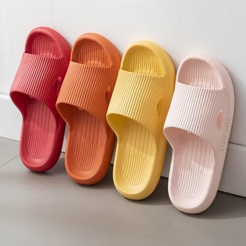 2021 Summer New Style Simple Lightweight Breathable Non-slip Home Bathroom Soft Bottom Couple Slippers