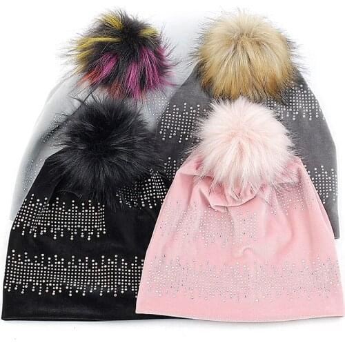 Beanie Hat Wave Rhinestone Pullover Cap Adult Skull Cap For Woman Girls Winter Warm With 15cm Faux Fur Pompom Hairball