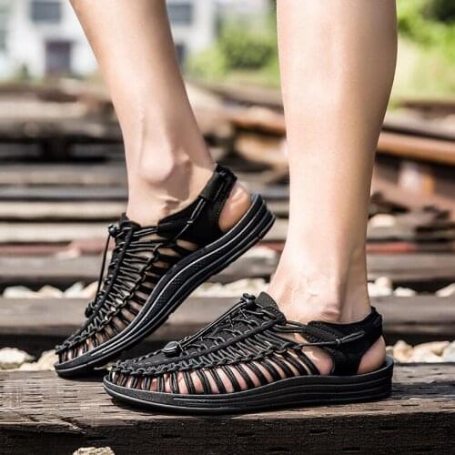 New Fashion Beach Sandals For Men 2020 Summer Breathable Designer Mens Casual Shoes Big Size Outdoor Sandales Sapatas Dos Homens