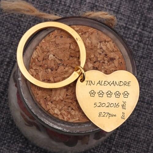 Keyrings Custom Name Date Time Weight Heart Keychain Pendant Jewelry Baby Stats Engraving Gift Family Keepsake Accessories