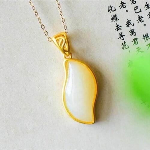 New Silver Natural Hetian White Chalcedony Shape Plant Pendant Necklace Chinese Retro Niche Craft Womens Brand Jewelry