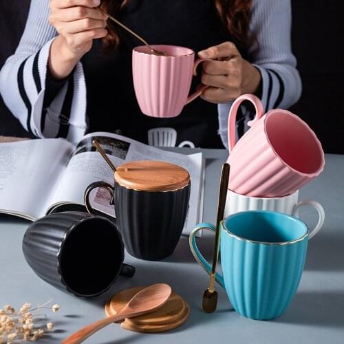 Nordic Style Chrysanthemum Petal Relief Cafe Coffee House Latte Mug With Wood Lid Spoon Matte Office Tea Cup Cover Friends Gift