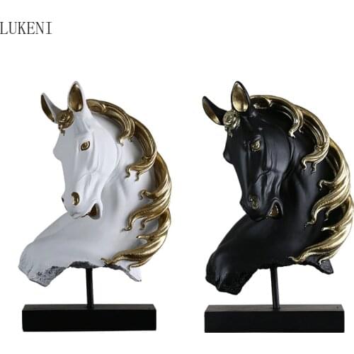 New Chinese Animal Good Luck Horse Head Resin Crafts Decoration Light Luxury Home Showroom Soft Decoration