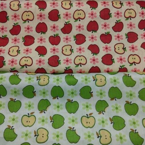 Fashion 2 Colors 40x50cm Red Green Apple Fruit Printed 100% Cotton Fabric Bundle For DIY sewing Doll Cloth home decoration
