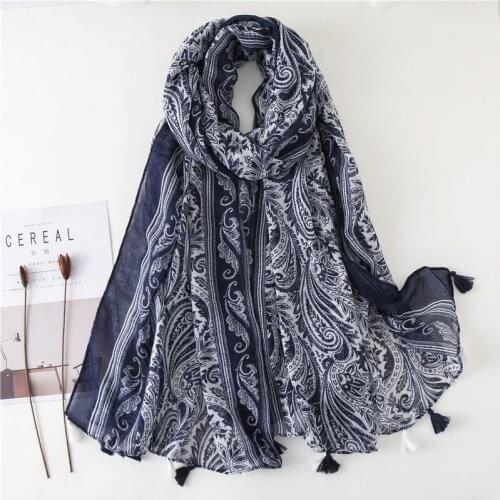 2020 New Fashion Summer Women Scarf Bohemia Flower Beach Hijab Shawls and Wraps Female Foulard Echarpe Designer Pashmina Bandana