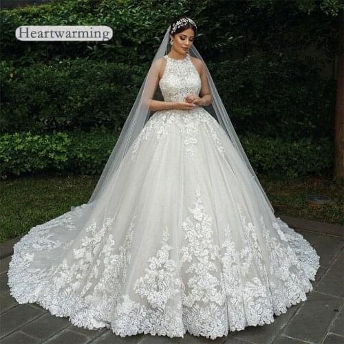 Luxury Lace Muslim Bride Wedding Dresses A Line 2020 New Sleeveless Court Train Bridal Wedding Gowns Plus Size Robe De Mariee