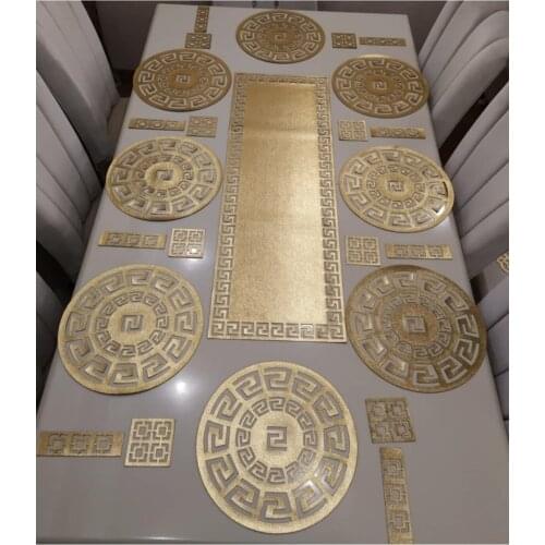 Seigneur 8 Personality Faux Leather Dining Presentation Team