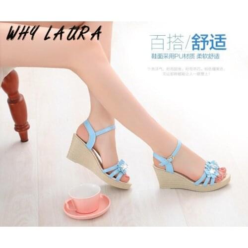 Ladies' High Heels Sandals Platform Loafers Ladies' Casual Summer Wedge Sandals Outdoor Beach Comfortable Shoes