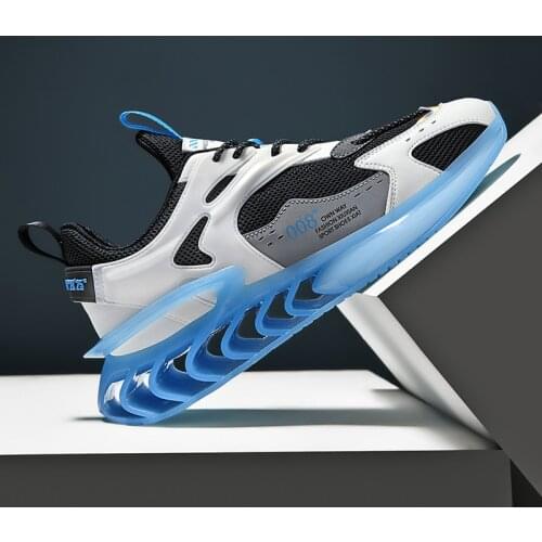 Plus Size Spring and Summer Breathable Old Shoes 2021 Trend Fashion Casual Sports Mens Travel Shoes