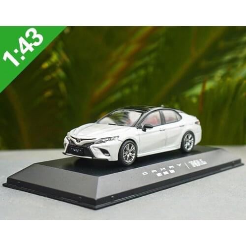 1:43 NEW TOYOTA CAMRY 2018 Alloy Toy Car Toys Diecast Model Car Birthday For Children Gift Free Shipping