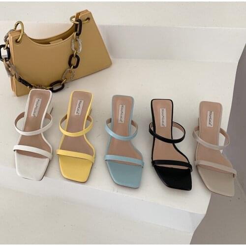 2021 Brand Women Beach Flip Flop Shoes Ladies Elegant Summer Slipper Low Heel Slides Outsides Slipper dress shoes party sandals