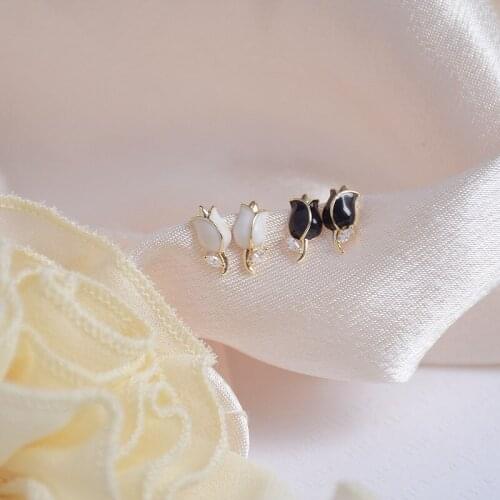 Korea Fashion Jewelry Simple Rose Mini Cute Stud Earrings for Woman Daily Students Zircon Flowers Exquisite Earring