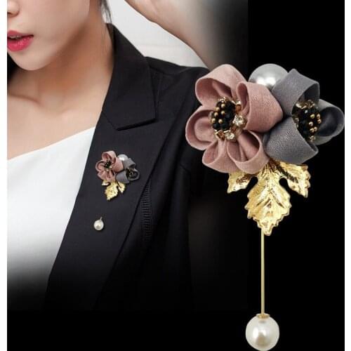 Ladies Cloth Art Pearl Fabric Flower Brooch Pin Cardigan Shirt Shawl Pin Professional Coat Badge Jewelry Accessories